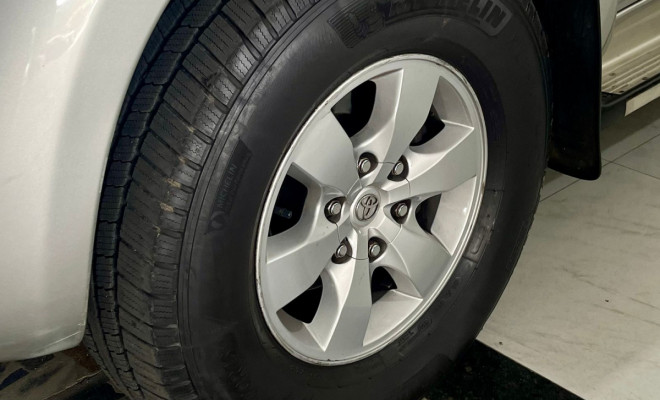 Toyota Hilux CD SRV D4-D 4x4 3.0 TDI Diesel Aut 2013 Diesel-13