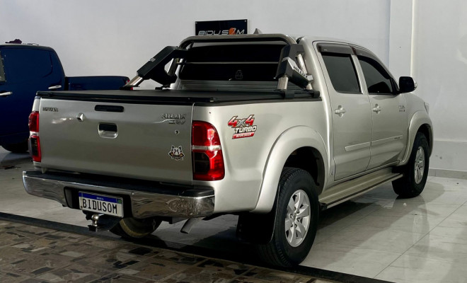 Toyota Hilux CD SRV D4-D 4x4 3.0 TDI Diesel Aut 2013 Diesel-19