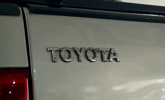 Toyota Hilux CD SRV D4-D 4x4 3.0 TDI Diesel Aut 2013 Diesel-17