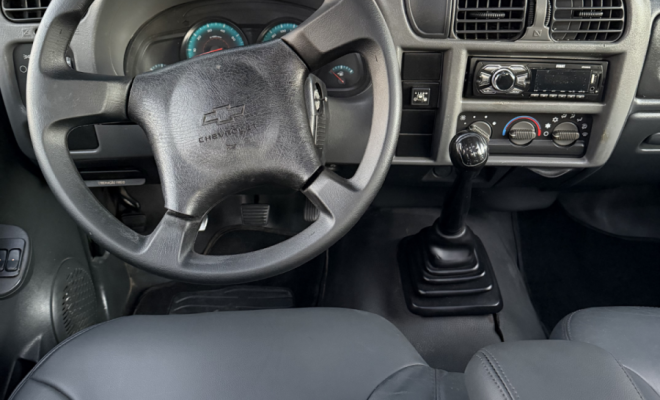 GM - Chevrolet S10 P-Up Advant. 2.4/2.4 MPFI F.Power CD 2010 Gasolina-7