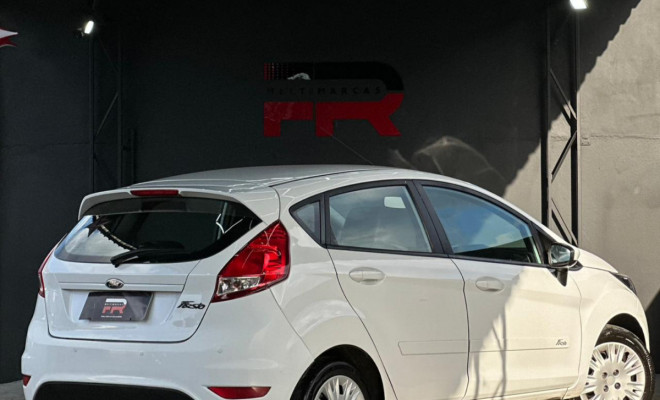 Ford Fiesta 1.5 16V Flex Mec. 5p 2015 Flex-2