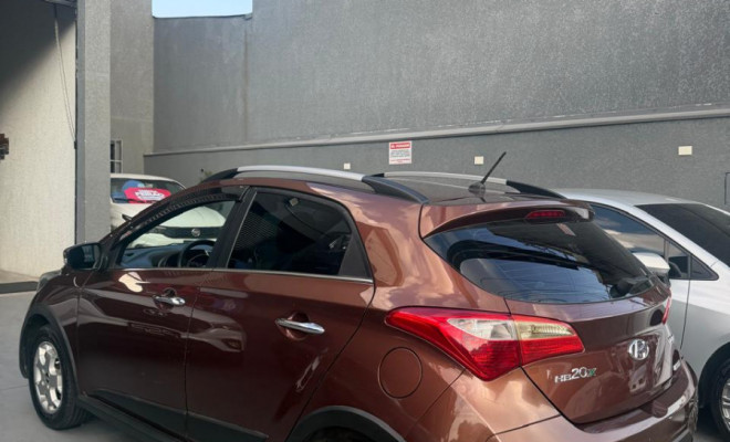 Hyundai HB20X Premium 1.6 Flex 16V Aut. 2014 Flex-21