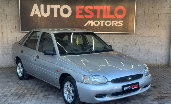 Ford Escort GL 1.6 MPI 2001 Gasolina