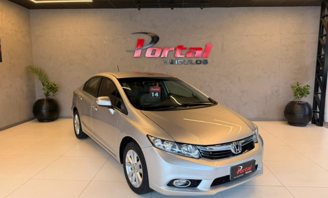 Honda Civic Sedan LXR 2.0 Flexone 16V Aut. 4p 2014 Flex
