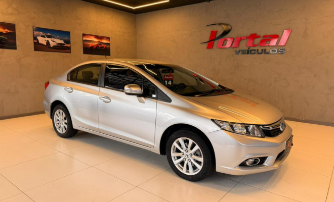 Honda Civic Sedan LXR 2.0 Flexone 16V Aut. 4p 2014 Flex-0
