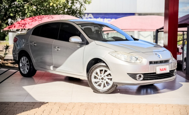 Renault FLUENCE Sed. Dynamique 2.0 16V FLEX Mec. 2013 Flex-1