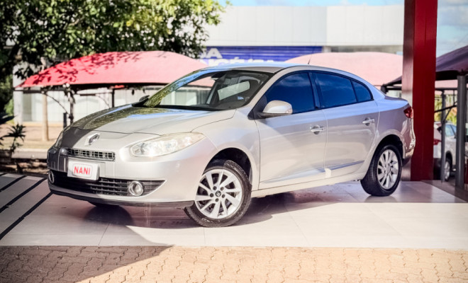 Renault FLUENCE Sed. Dynamique 2.0 16V FLEX Mec. 2013 Flex