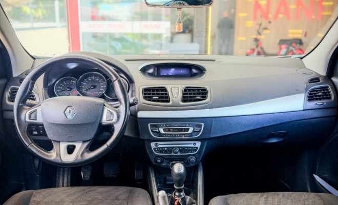 Renault FLUENCE Sed. Dynamique 2.0 16V FLEX Mec. 2013 Flex-7
