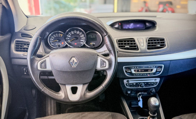 Renault FLUENCE Sed. Dynamique 2.0 16V FLEX Mec. 2013 Flex-6