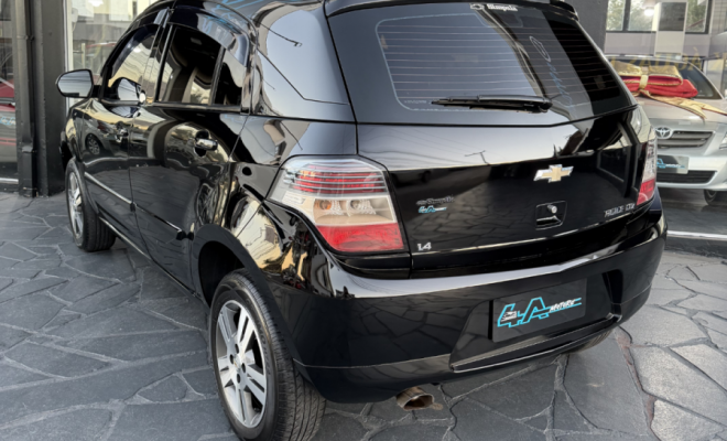 GM - Chevrolet AGILE LTZ 1.4 MPFI 8V FlexPower 5p 2013 Flex-10