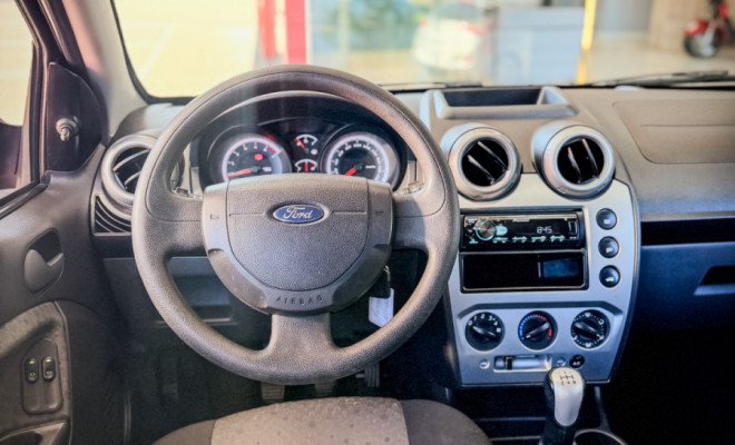 Ford Fiesta SE 1.6 16V Flex 5p 2014 Flex-6