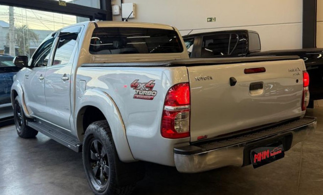 Toyota Hilux CD SRV D4-D 4x4 3.0 TDI Diesel Aut 2014 Diesel-1