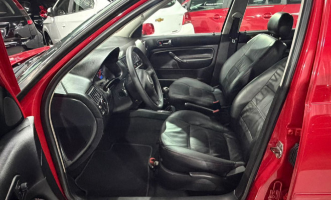 VW - VolksWagen Golf 1.6Mi/ 1.6Mi Gener./Black & Silver 2004 Gasolina-9