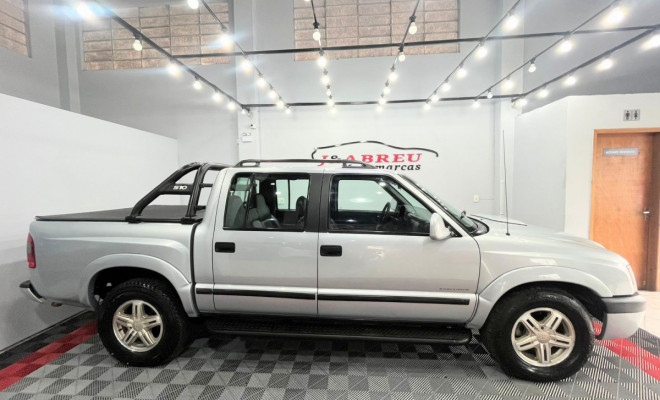 GM - Chevrolet S10 Pick-Up Exec. 2.8 4x4 CD TB Int.Dies 2006 Diesel-5