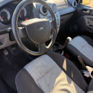 Ford Fiesta Sed. 1.6 8V Flex 4p 2009 Flex-9