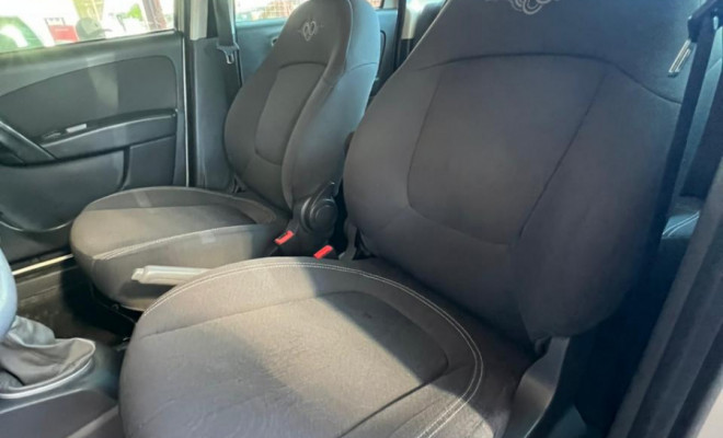 Fiat Siena EL Celeb. 1.4 mpi Fire Flex 8V 4p 2015 Flex-8