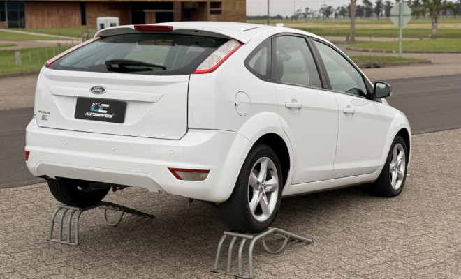 Ford Focus 2.0 16V/SE/SE Plus Flex 5p Aut. 2013 Flex-2