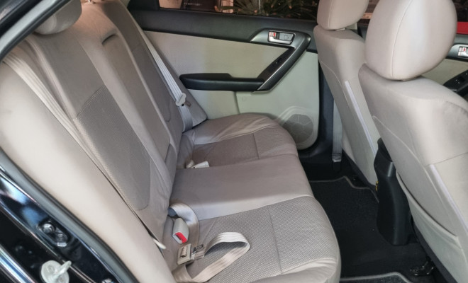 Kia Motors Cerato 1.6 16V Mec. 2011 Gasolina-4