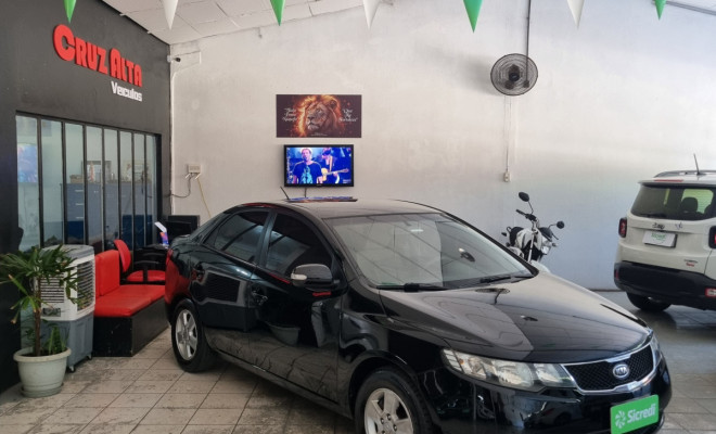 Kia Motors Cerato 1.6 16V Mec. 2011 Gasolina-1