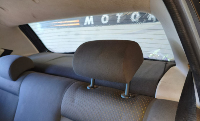 VW - VolksWagen Fox Route 1.0 Mi Total Flex 8V 5p 2008 Flex-7