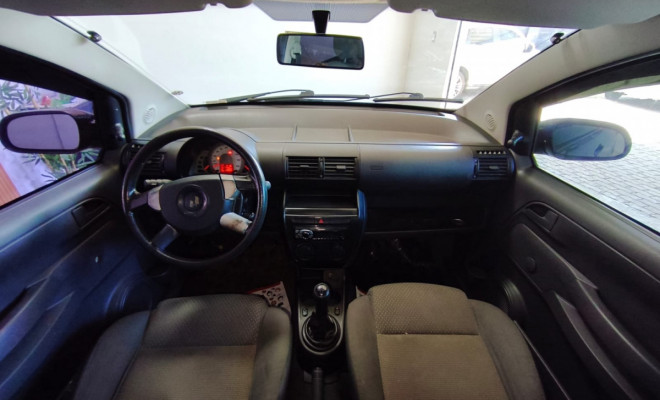 VW - VolksWagen Fox Route 1.0 Mi Total Flex 8V 5p 2008 Flex-9