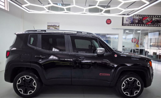 Jeep Renegade Trailhawk 2.0 4x4 TB Diesel Aut 2016 Diesel-3