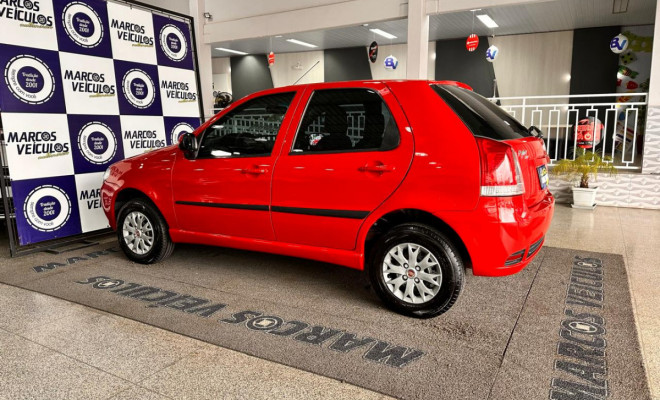 Fiat Palio Celebration 1.0 Fire Flex 8V 4p 2015 Flex-1