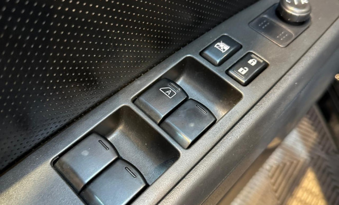 Nissan Sentra SL 2.0/ 2.0 Flex Fuel 16V Aut. 2012 Flex-10