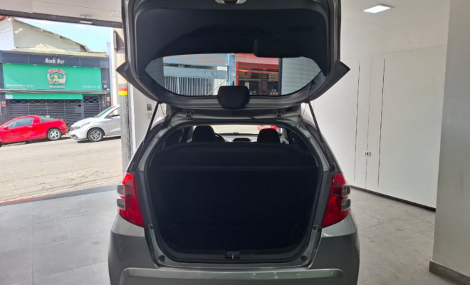 Honda Fit LX 1.4/ 1.4 Flex 8V/16V 5p Mec. 2014 Flex-6