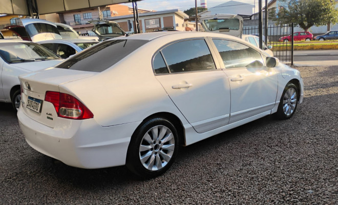 Honda Civic Sed. LXL/ LXL SE 1.8 Flex 16V Aut. 2010 Flex-1