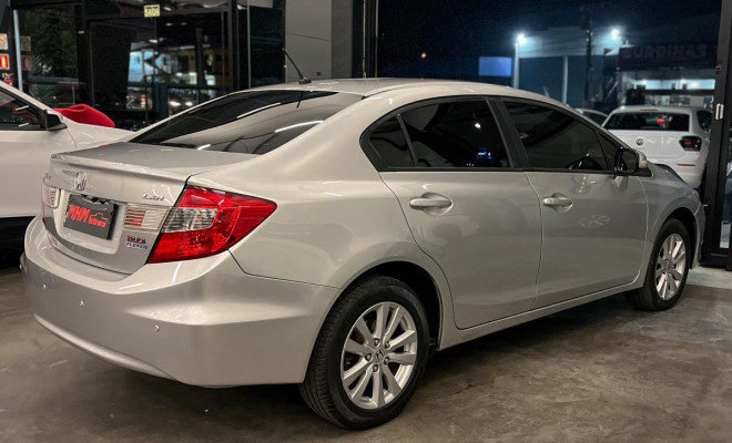 Civic LXR 2.0 Automático 2014-1