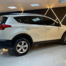 Toyota RAV4 2.0  Aut. 2013 Gasolina      4x4   Espaçosa e de mecanica confiavél-3