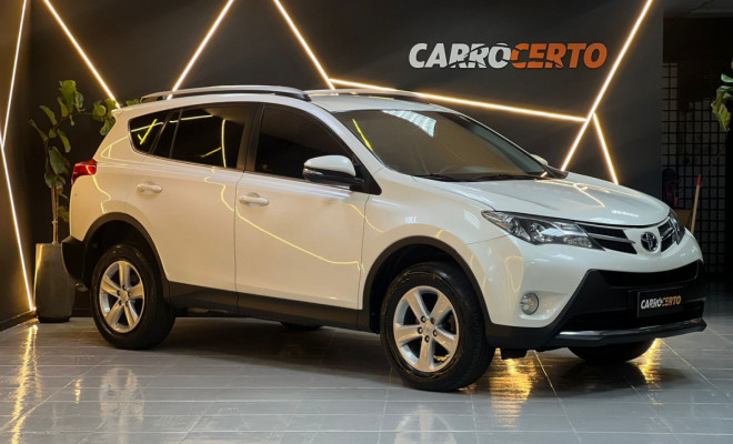 Toyota RAV4 2.0  Aut. 2013 Gasolina      4x4   Espaçosa e de mecanica confiavél