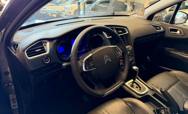 Citroën C4 LOUNGE Exclusive 1.6 Turbo Flex Aut. 2015 Flex-9