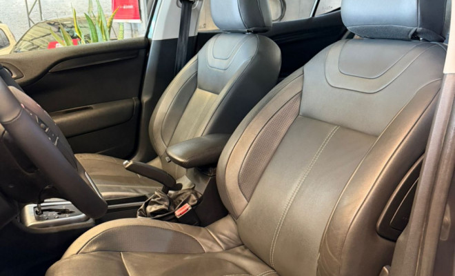 Citroën C4 LOUNGE Exclusive 1.6 Turbo Flex Aut. 2015 Flex-10