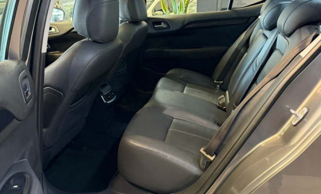 Citroën C4 LOUNGE Exclusive 1.6 Turbo Flex Aut. 2015 Flex-8