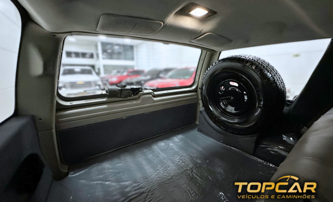 GM - Chevrolet Silverado G. Blazer DLX/ Std 4.2 Dies.TB 1999 Diesel-14