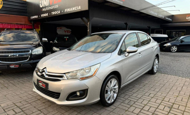 Citroën C4 LOUNGE Tendance 2.0 Flex 4p Mec. 2014 Flex