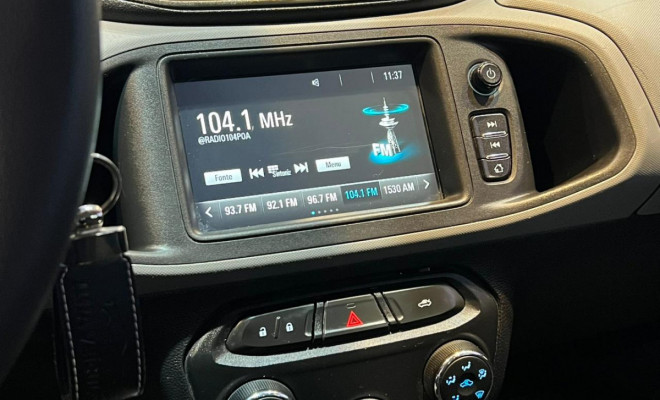 GM - Chevrolet ONIX HATCH LT 1.0 8V FlexPower 5p Mec. 2017 Flex-5