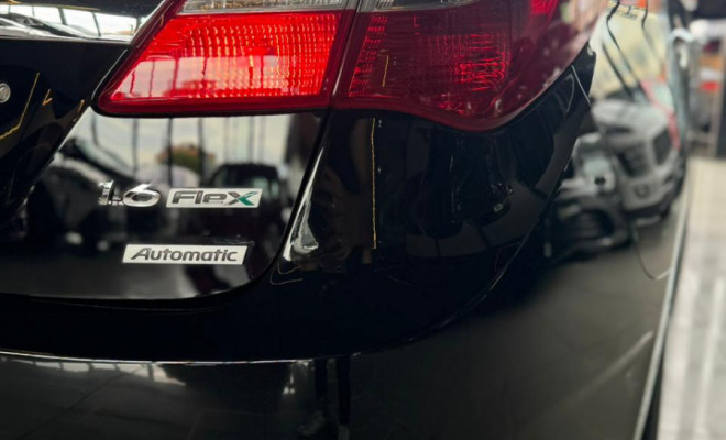 Hyundai HB20S Premium 1.6 Flex 16V Aut. 4p 2015 Flex-2