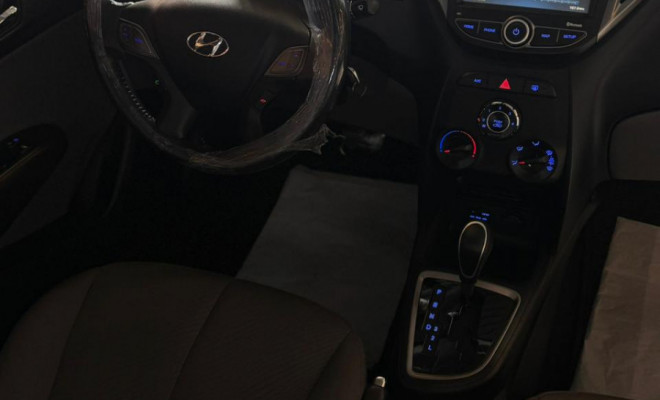 Hyundai HB20S Premium 1.6 Flex 16V Aut. 4p 2015 Flex-9