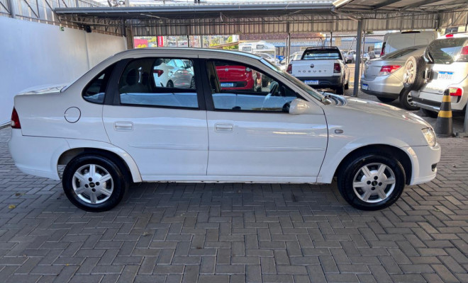 GM - Chevrolet Classic Life/LS 1.0 VHC FlexP. 4p 2015 Flex-2