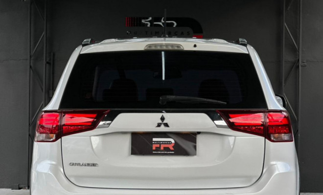 Mitsubishi OUTLANDER 2.0 16V 160cv Aut. 2016 Gasolina-0