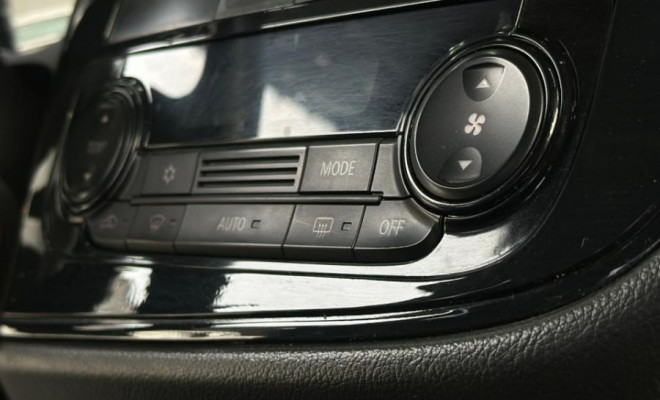 Mitsubishi OUTLANDER 2.0 16V 160cv Aut. 2016 Gasolina-13