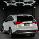 Mitsubishi OUTLANDER 2.0 16V 160cv Aut. 2016 Gasolina-2