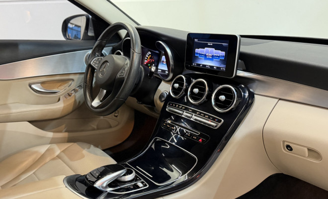 Mercedes-Benz C-180 CGI Avant. 1.6/1.6 FlexTB 16V Aut. 2017 Flex-4