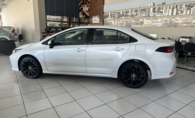 Toyota Corolla XEi 2.0 Flex 16V Aut. 2022 Flex-3