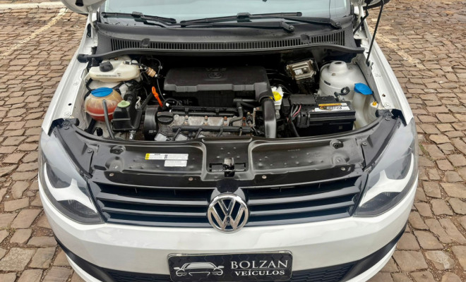 VW - VolksWagen Fox 1.0 Mi Total Flex 8V 5p 2013 Flex-9