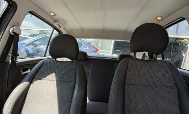 VW - VolksWagen Fox 1.0 Mi Total Flex 8V 5p 2014 Flex-6