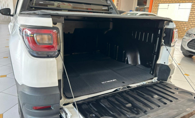 Fiat Strada Freedom 1.3 Flex 8V CD 2022 Flex-5